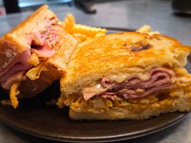 Orchard Ham And Swiss Melt.