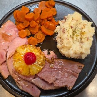 Classic Baked Ham Dinner